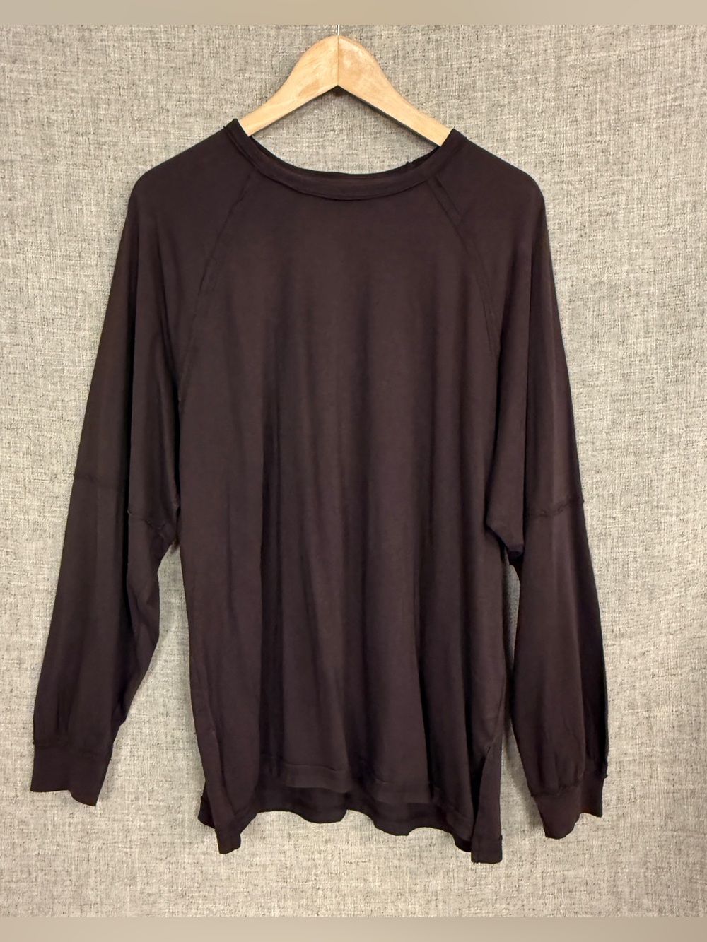 NWT Aerie Long Sleeve Crew Neck T-Shirt in Deep Earth NWT